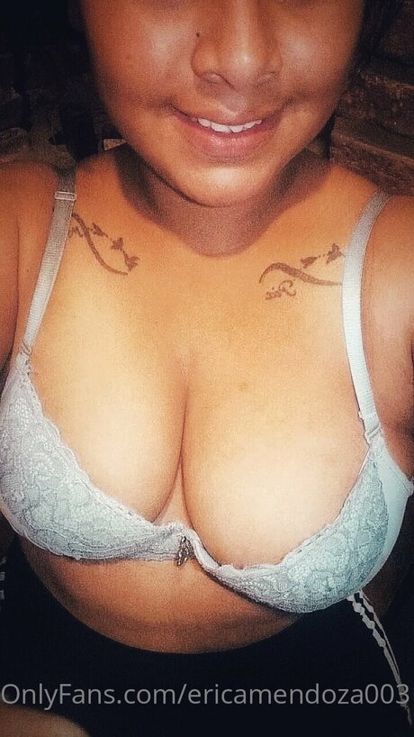 Foto desnuda filtrada de OnlyFans de Ericamendoza003