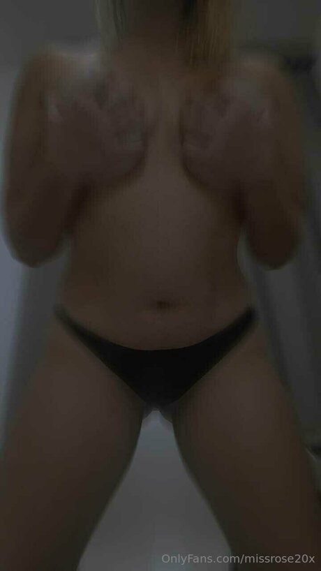 Missrose20x