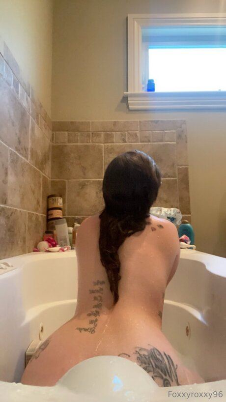 Foxxyroxxy96