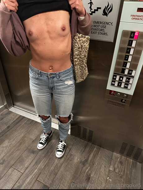 Missbrooke5
