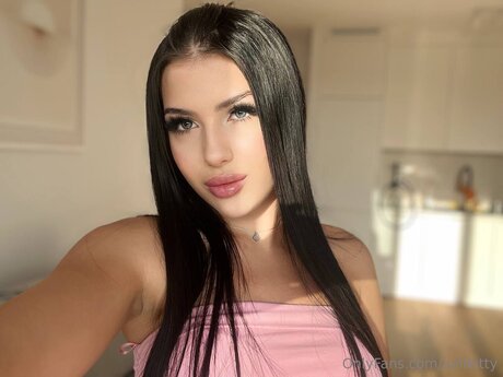 Realzoeyxoxo