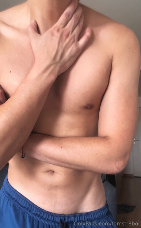 Foto desnuda filtrada de OnlyFans de Tomstr8boi