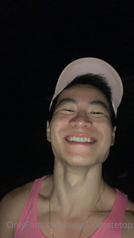 Aconsideratetop