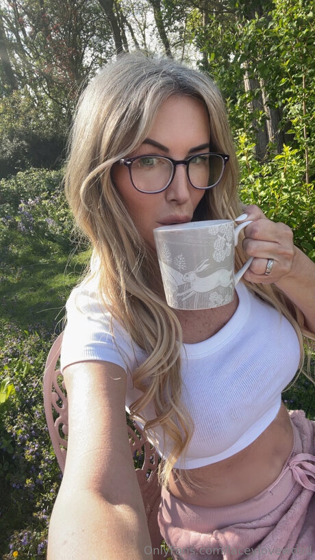 Laceylovewood