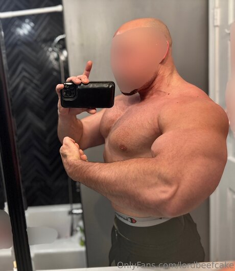 Foto desnuda filtrada de OnlyFans de Lordbeefcake