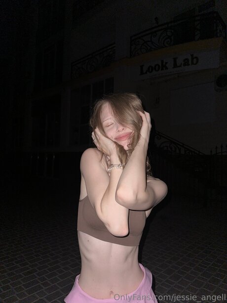 Foto desnuda filtrada de OnlyFans de Jessie Angell