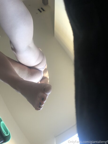 Foto desnuda filtrada de OnlyFans de Giantaliengf
