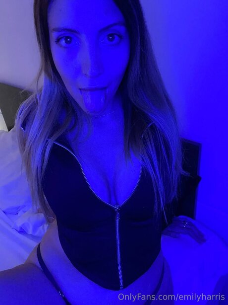 Foto desnuda filtrada de OnlyFans de Emilyharris