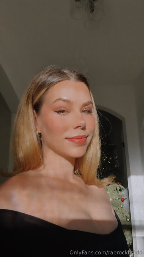 Raerockholdoftv Foto desnuda filtrada de OnlyFans de Raerockholdoftv #6