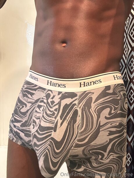 Foto desnuda filtrada de OnlyFans de Allaccessrj Free