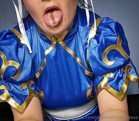 Dawnofthegiantess