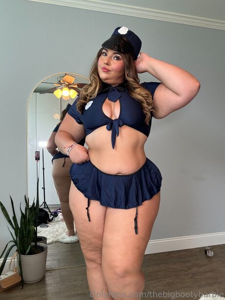 Thebigbootybarbie