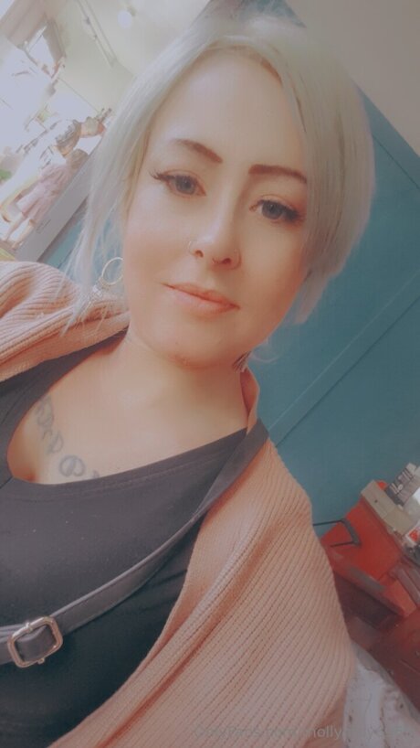 Foto desnuda filtrada de OnlyFans de Mollymay6969
