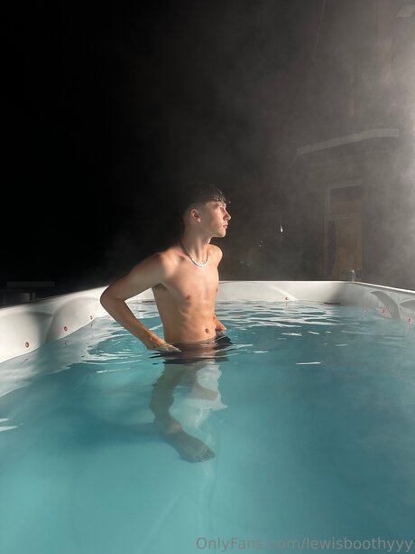 Lewisboothyvip