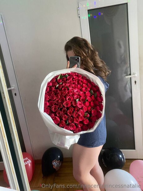 Foto desnuda filtrada de OnlyFans de Innocentprincessnatalie