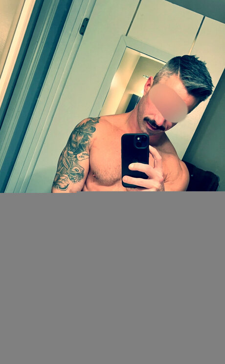 Foto desnuda filtrada de OnlyFans de Jettonsouthsk