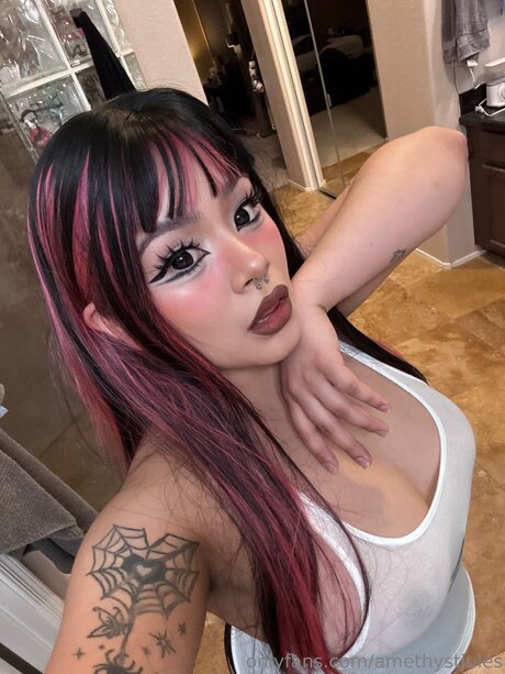 Foto desnuda filtrada de OnlyFans de Amethystbruise