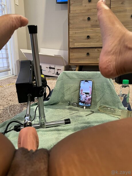 Foto desnuda filtrada de OnlyFans de Kzaye