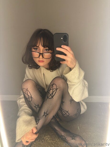 Foto desnuda filtrada de OnlyFans de Arikaritv