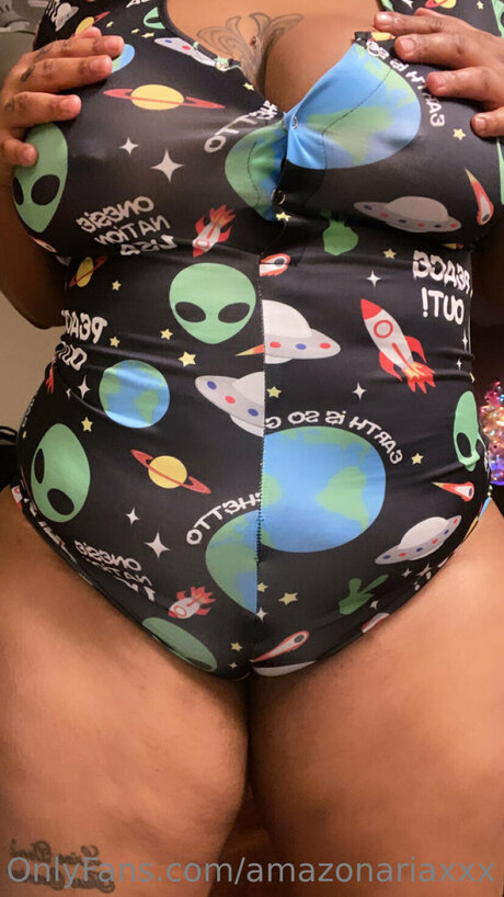 Foto desnuda filtrada de OnlyFans de Amazonariaxxx