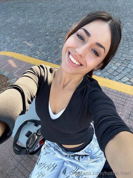 Hottie Mari