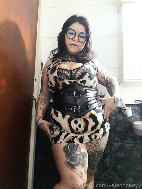 Foto desnuda filtrada de OnlyFans de Valenhoneyy