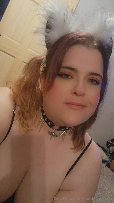 Foto desnuda filtrada de OnlyFans de Goddessnyxen