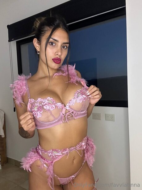 Favvlatinna