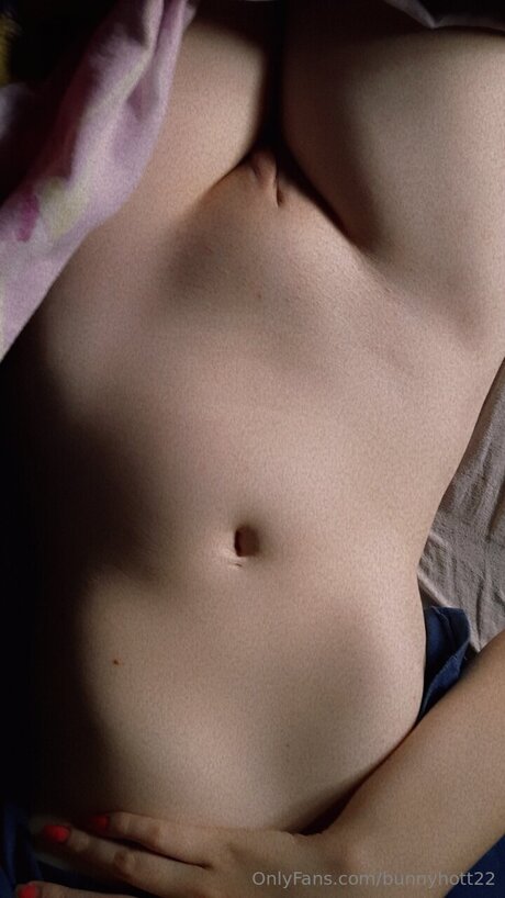 Bunnyhott22