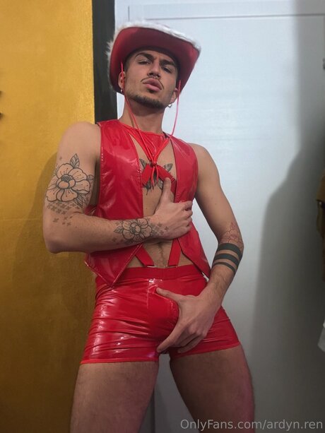 Foto desnuda filtrada de OnlyFans de Ardyn Ren