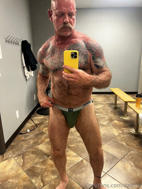 Foto desnuda filtrada de OnlyFans de Dadnxt