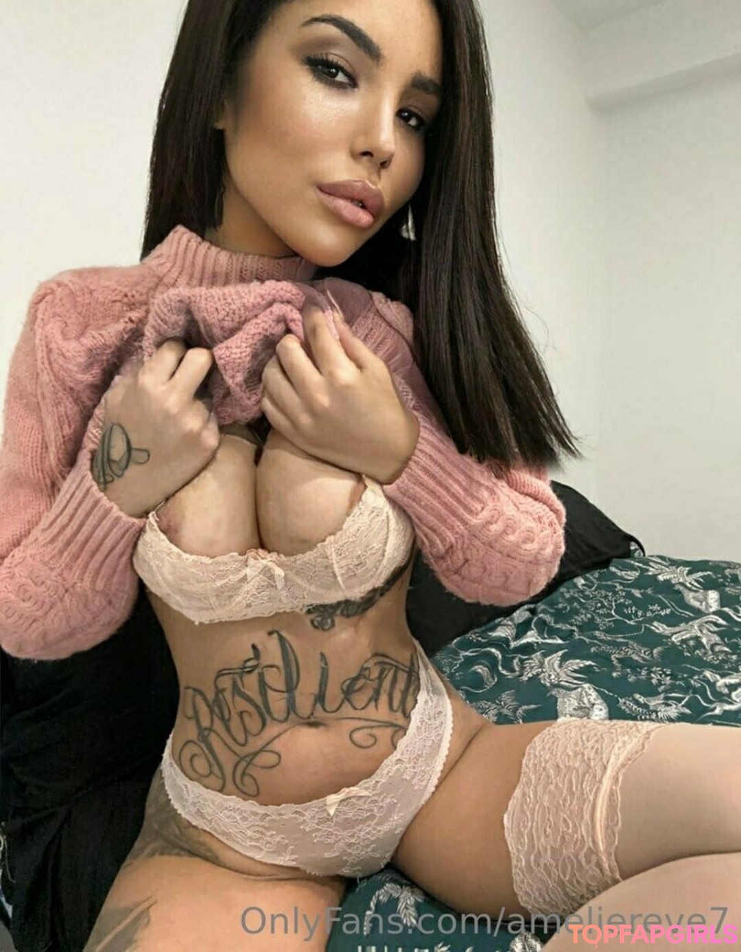 Foto desnuda filtrada de OnlyFans de Ameliereve7 #126 Foto desnuda filtrada de OnlyFans de Ameliereve7 #126