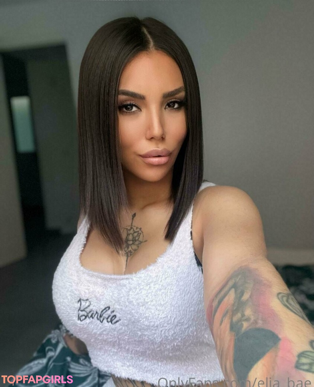 Foto desnuda filtrada de OnlyFans de Ameliereve7 #76 Foto desnuda filtrada de OnlyFans de Ameliereve7 #76