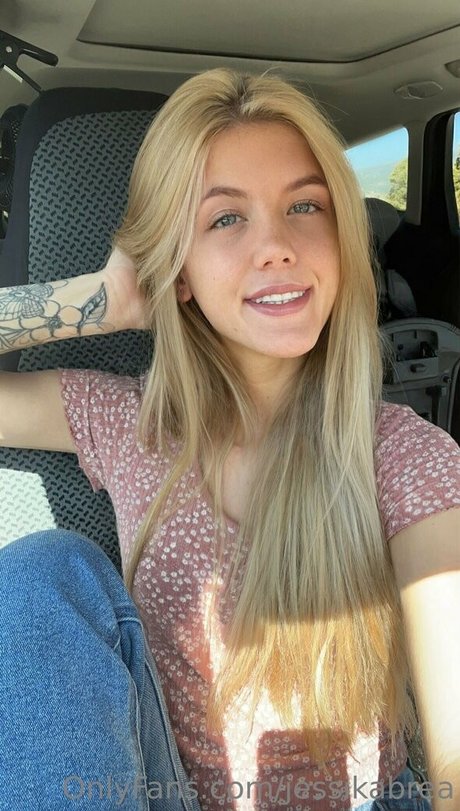 Foto desnuda filtrada de OnlyFans de Serenamiddleton