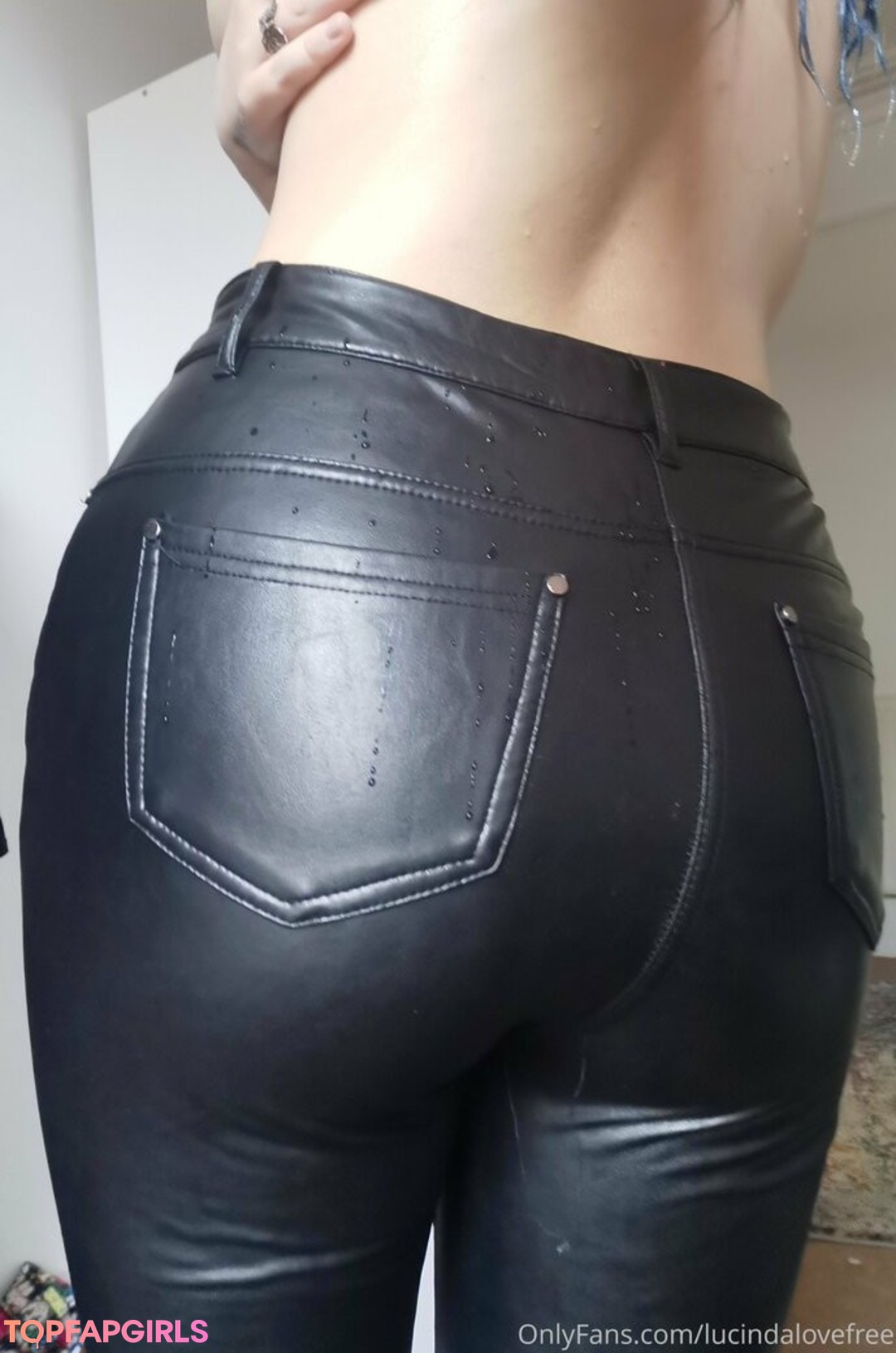 Foto desnuda filtrada de OnlyFans de Lucindalovefree #17 Foto desnuda filtrada de OnlyFans de Lucindalovefree #17