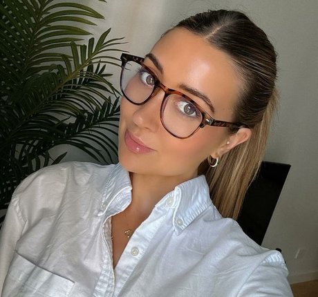 Msbellla
