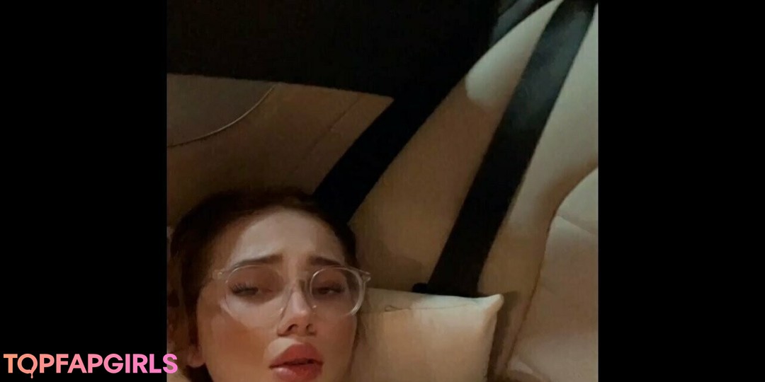 Foto desnuda filtrada de OnlyFans de Realtaylerhills #1 Foto desnuda filtrada de OnlyFans de Realtaylerhills #1