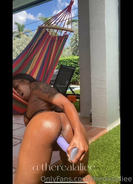 Therealaliee