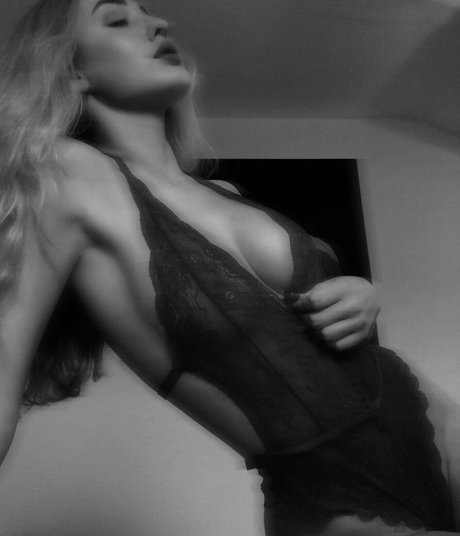 Foto desnuda filtrada de OnlyFans de Megannabelle