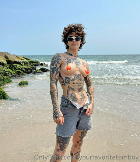 Foto desnuda filtrada de OnlyFans de Vas Hal