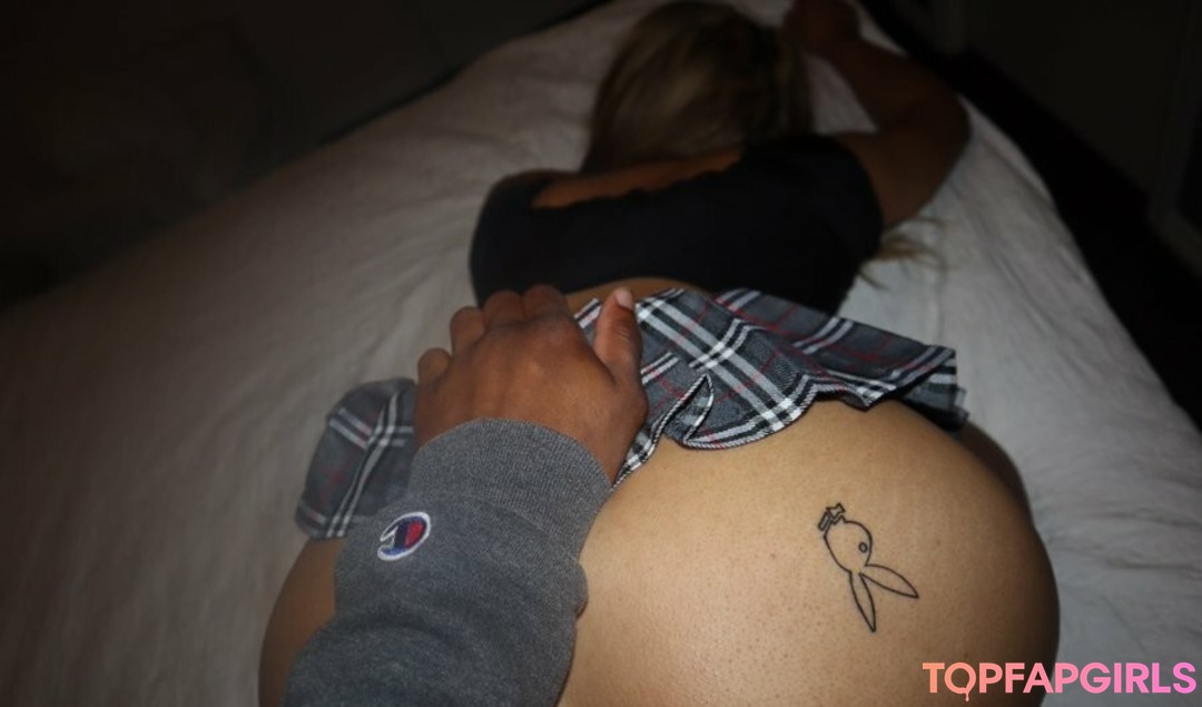 Foto desnuda filtrada de OnlyFans de Dutchxthins #23 Foto desnuda filtrada de OnlyFans de Dutchxthins #23