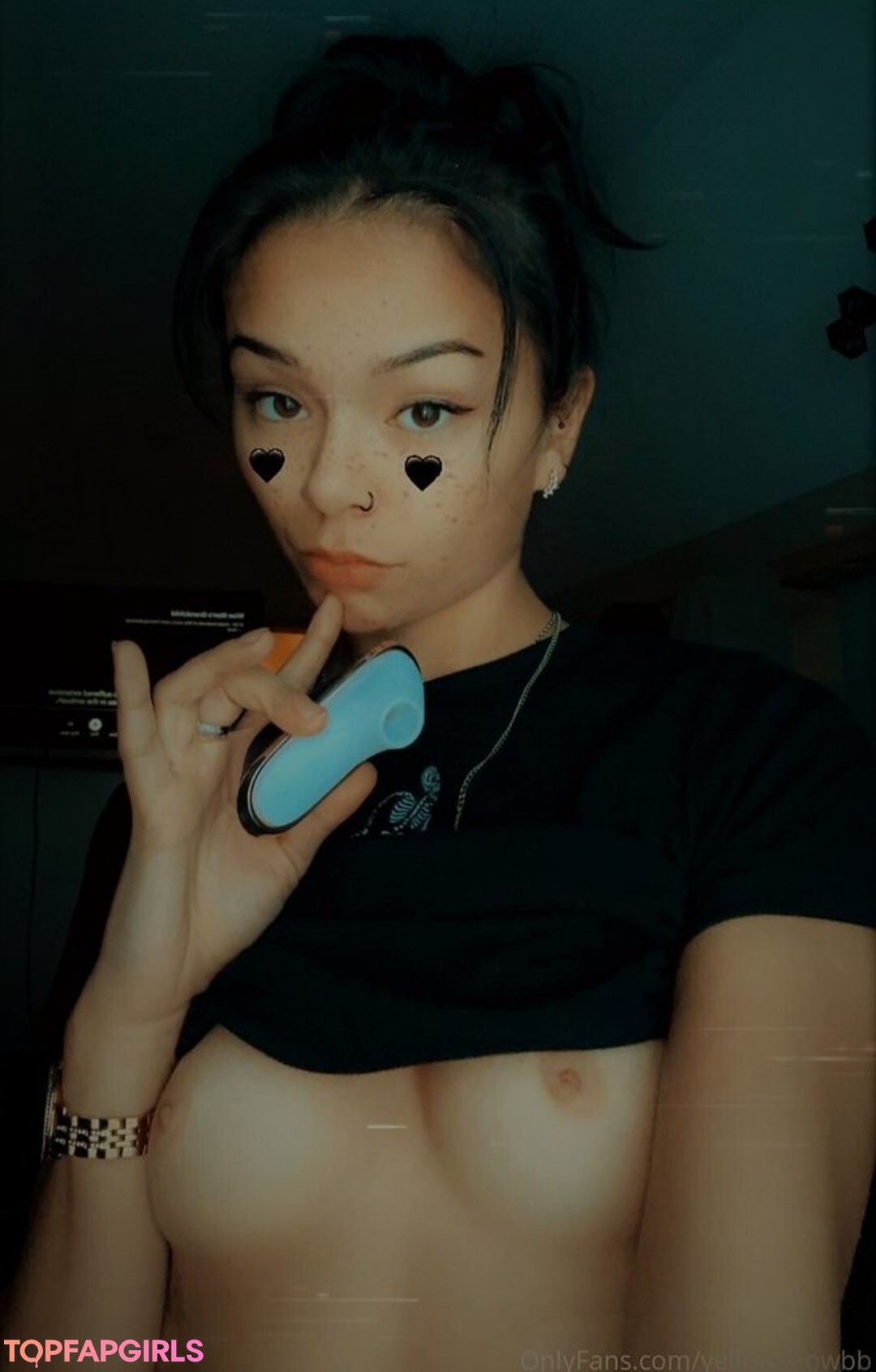 Foto desnuda filtrada de OnlyFans de Yellowsnowbb #26 Foto desnuda filtrada de OnlyFans de Yellowsnowbb #26