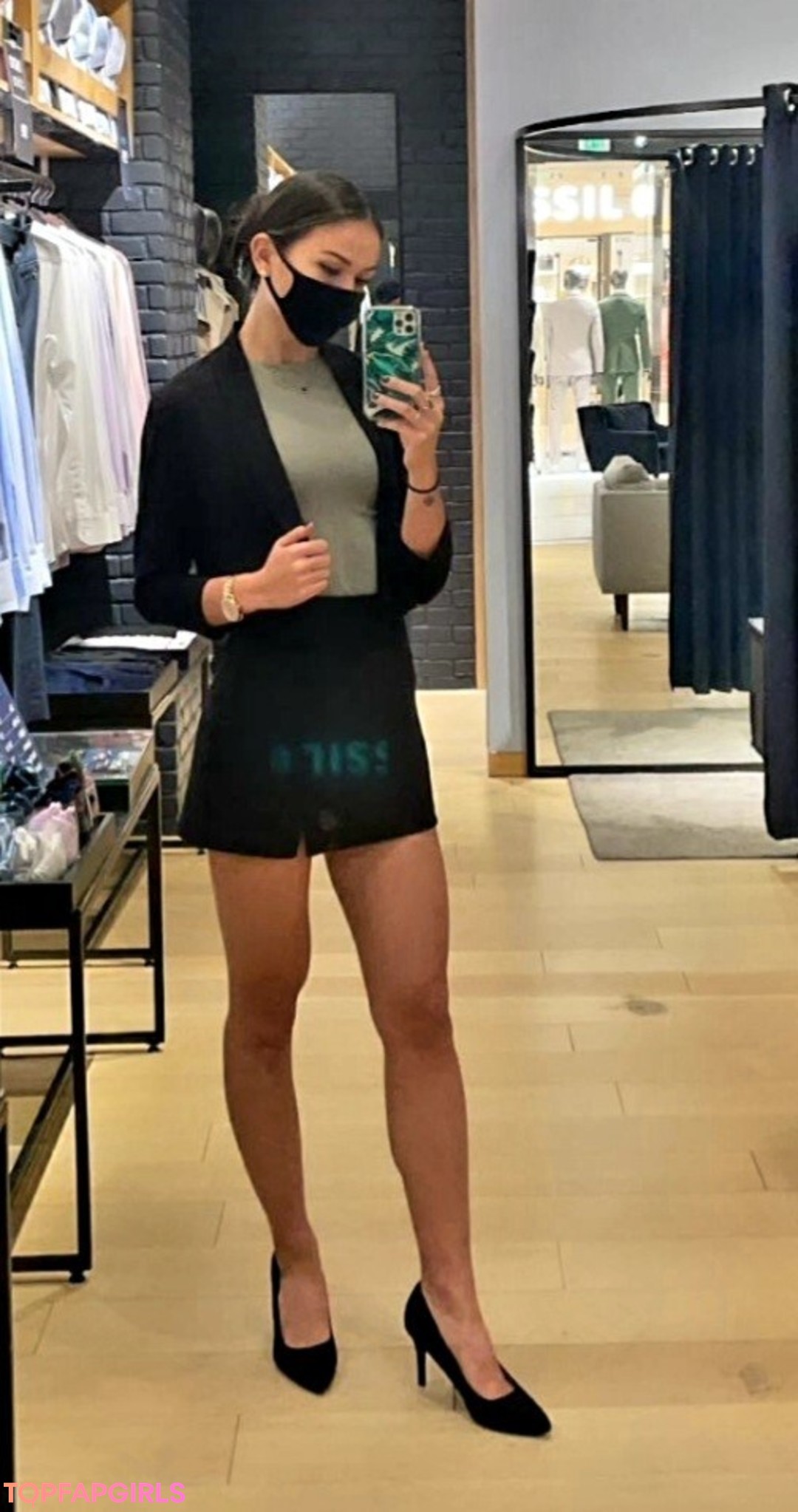 Foto desnuda filtrada de OnlyFans de Yellowsnowbb #483 Foto desnuda filtrada de OnlyFans de Yellowsnowbb #483