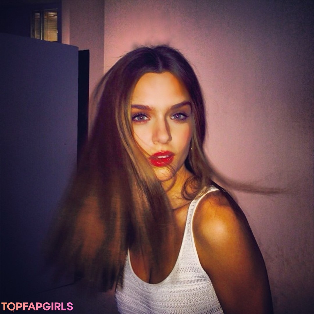 Foto desnuda filtrada de OnlyFans de Josephine Skriver #1653