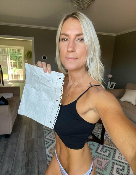 Foto desnuda filtrada de OnlyFans de Kbsexualplayground