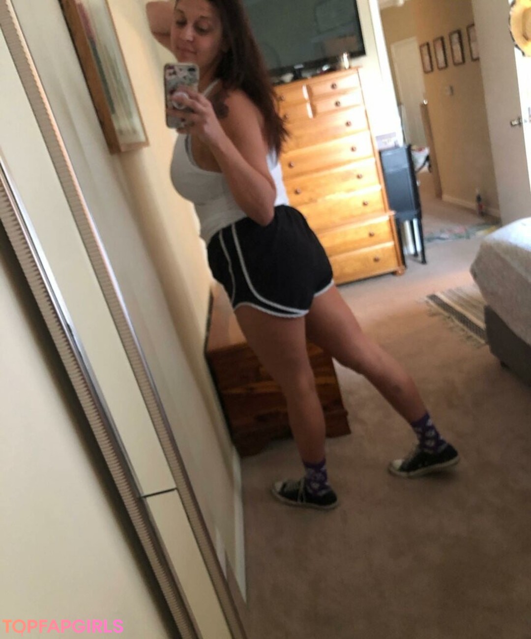 Foto desnuda filtrada de OnlyFans de Tallnerdywoman #27 Foto desnuda filtrada de OnlyFans de Tallnerdywoman #27