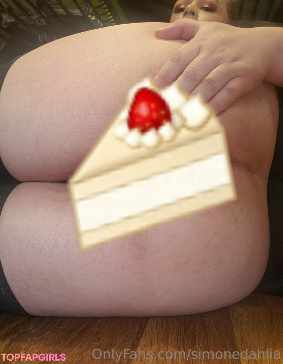 Foto desnuda filtrada de OnlyFans de Simonedahlia #10 Foto desnuda filtrada de OnlyFans de Simonedahlia #10