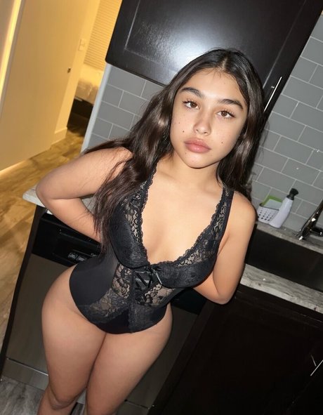Foto desnuda filtrada de OnlyFans de Iiluvava