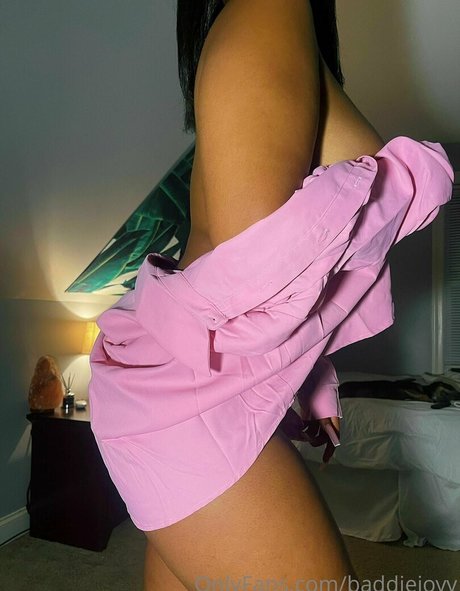 Foto desnuda filtrada de OnlyFans de Baddiejoyy