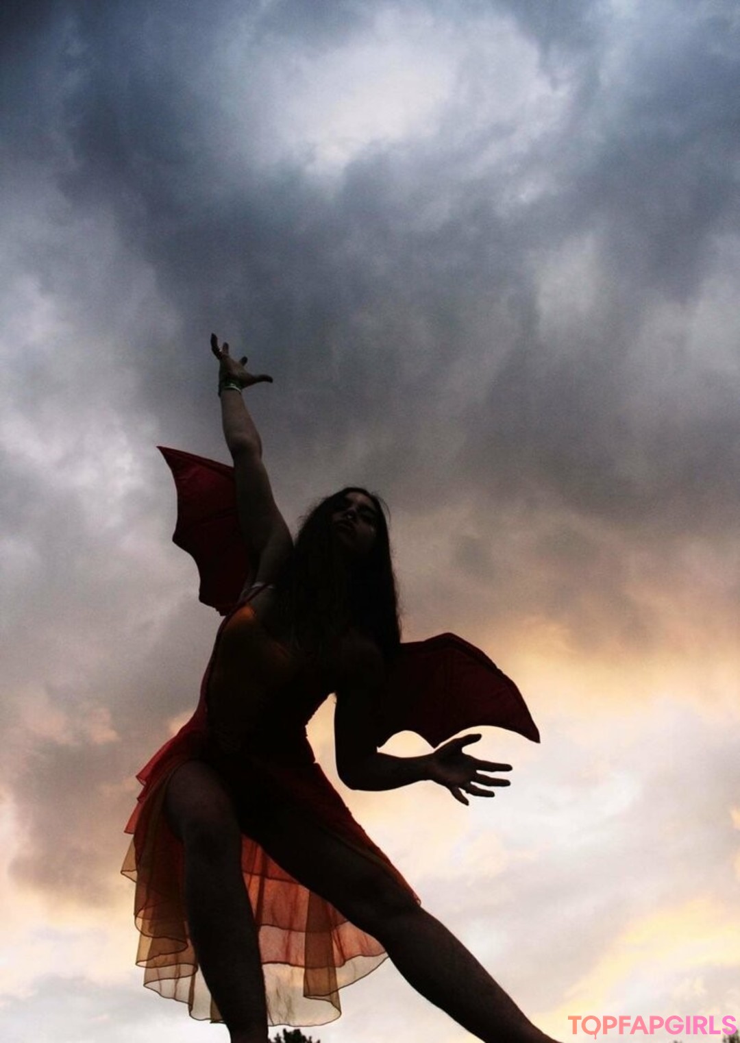 Foto desnuda filtrada de OnlyFans de Eroicaforest #170 Foto desnuda filtrada de OnlyFans de Eroicaforest #170